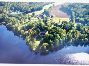 Trollebo Gård