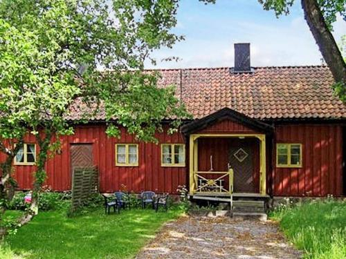 6 person holiday home in LOFTAHAMMAR