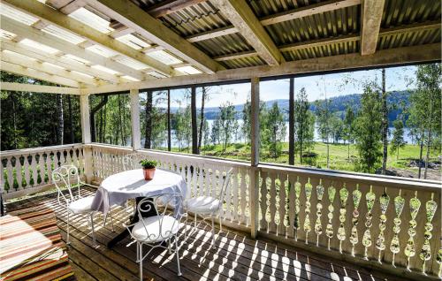 1 Bedroom Awesome Home In motfors