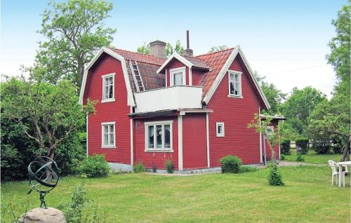 Lovely Home In Lrbro With Kitchen