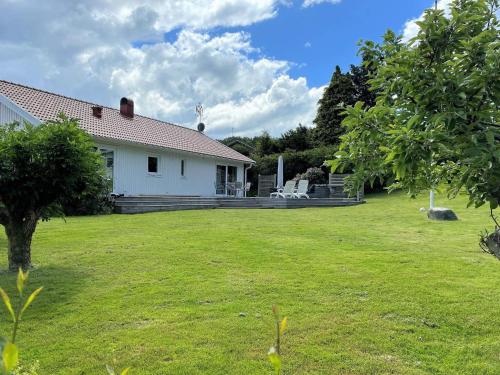 Holiday home MYGGENäS II
