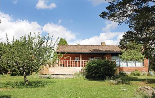 2 Bedroom Pet Friendly Home In Nttraby